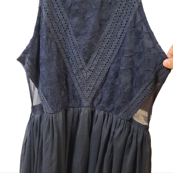 Abercrombie & Fitch Halter Navy Lace Chiffon Tiered Dress Lined Size medium - Picture 7 of 14